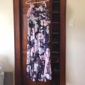 Flowered dress w/drop shoulder